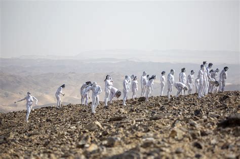 200 Israelis strip naked for photo shoot near the Dead Sea